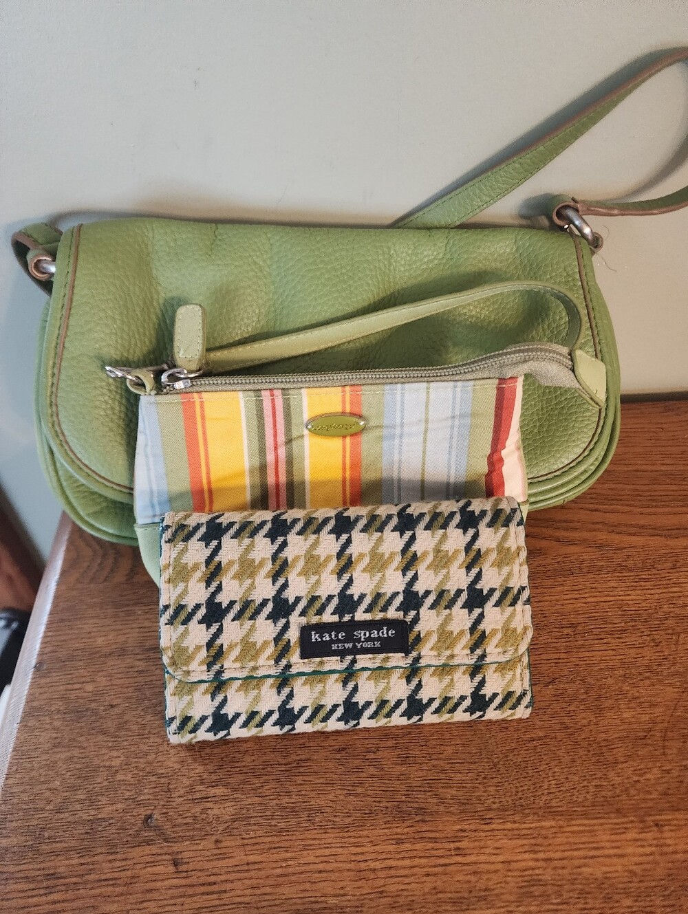 Wilsons Green Leather Bag & Longaberger Pouch W/free Wallet